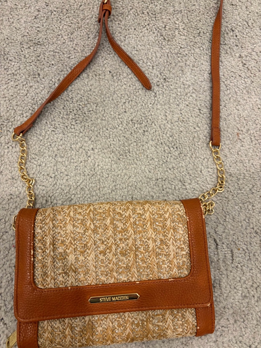 Steve Madden Tan & Natural Woven Crossbody with Gold Chain